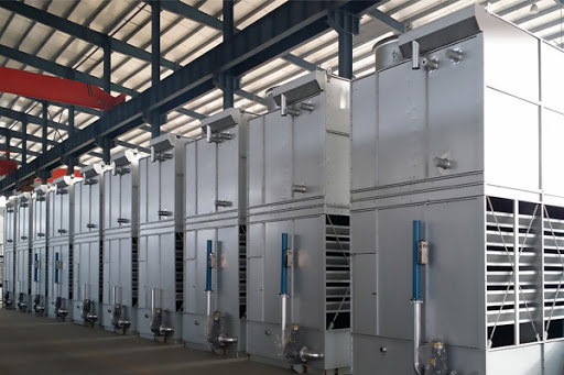 閉式冷卻塔塔體出現損壞 閉式冷卻塔塔體出現損壞